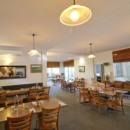 Prom Country Lodge Фостер Экстерьер фото