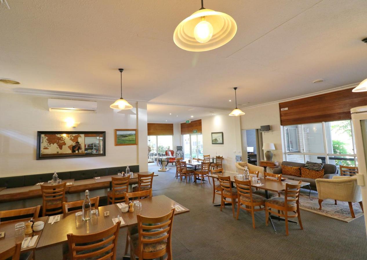 Prom Country Lodge Фостер Экстерьер фото
