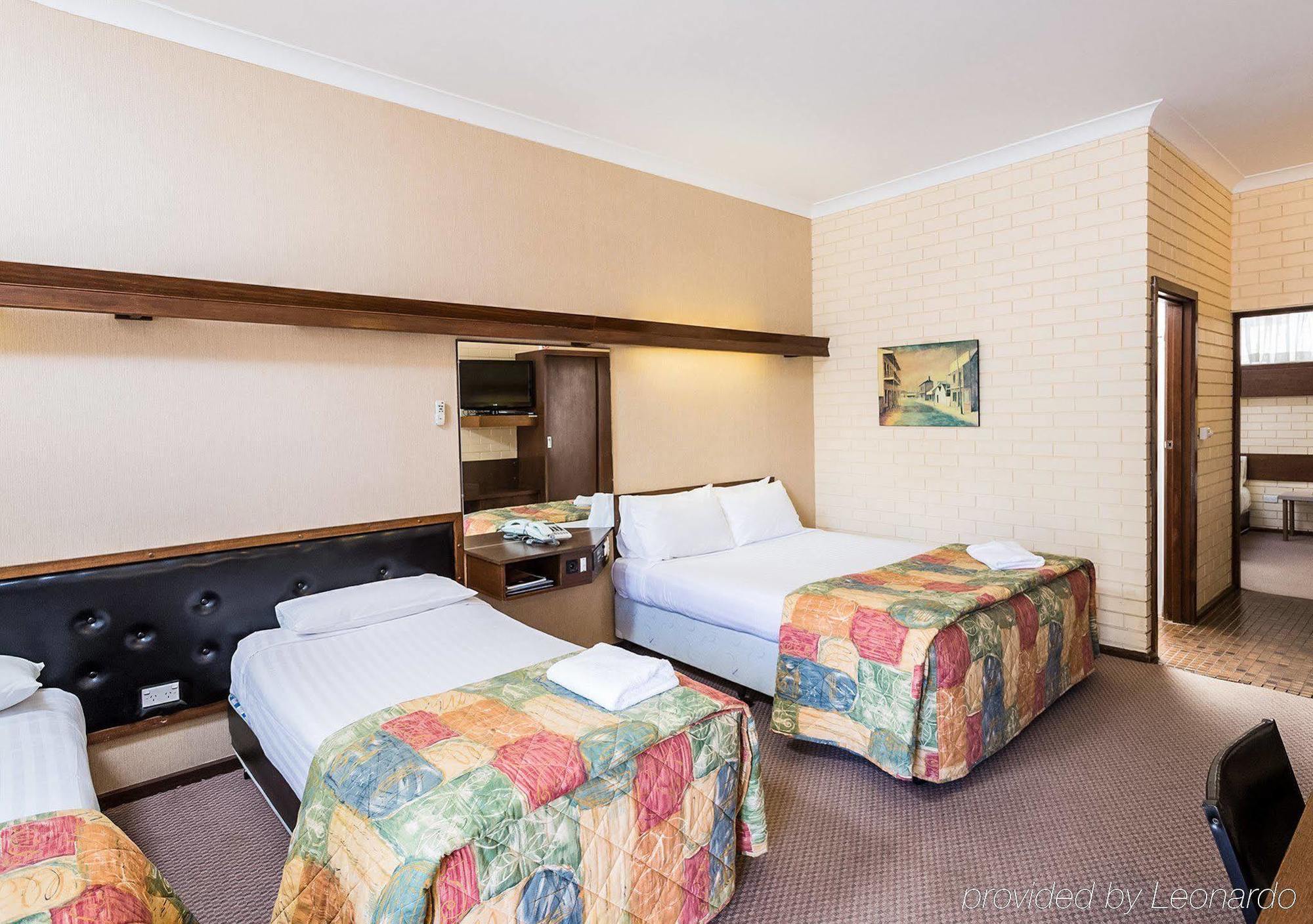 Prom Country Lodge Фостер Экстерьер фото