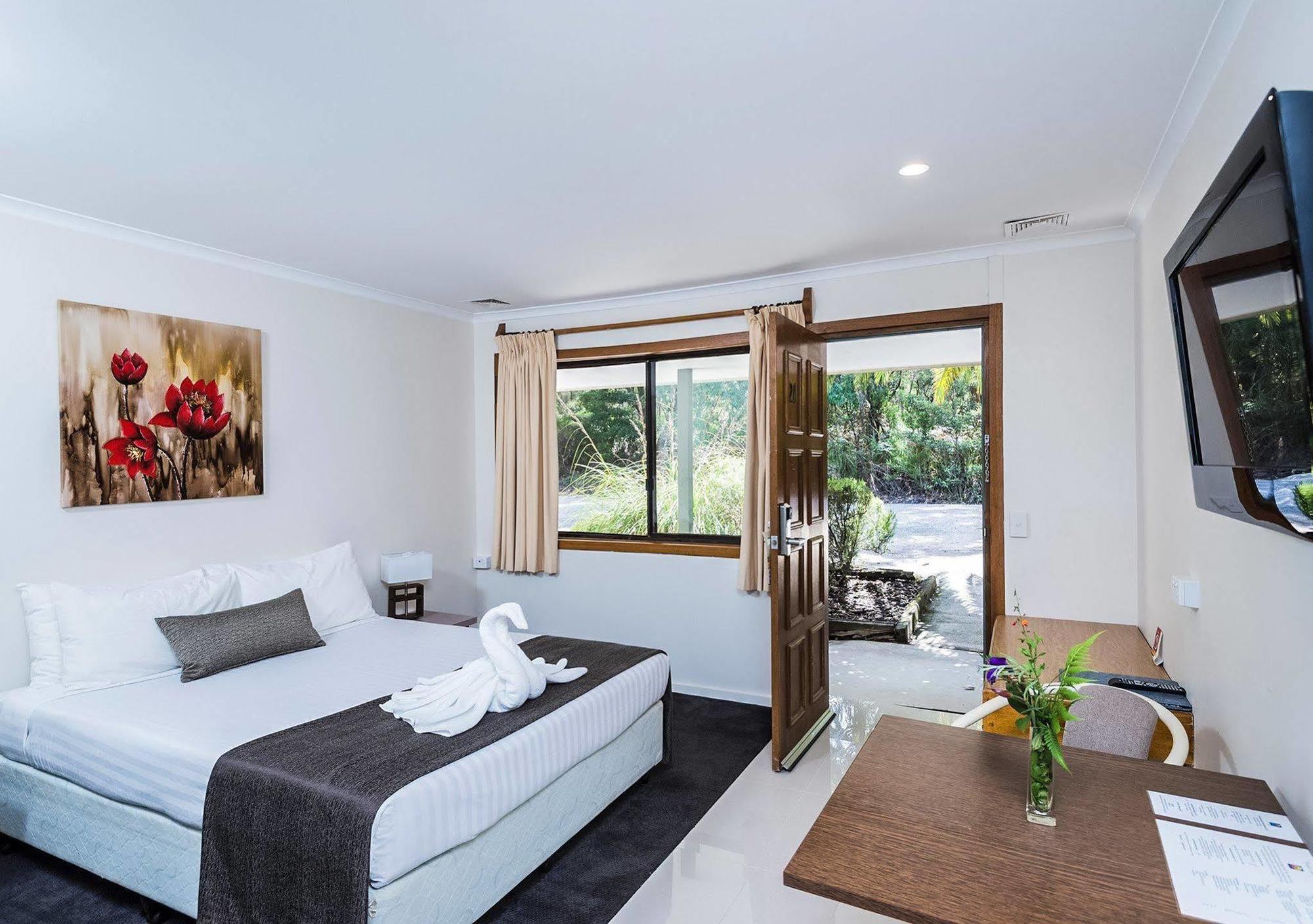 Prom Country Lodge Фостер Экстерьер фото