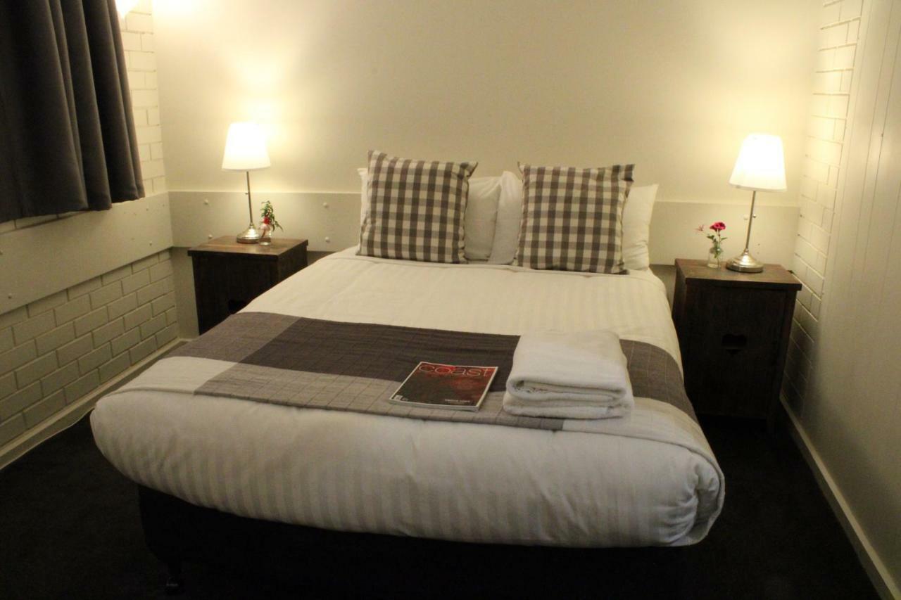 Prom Country Lodge Фостер Экстерьер фото