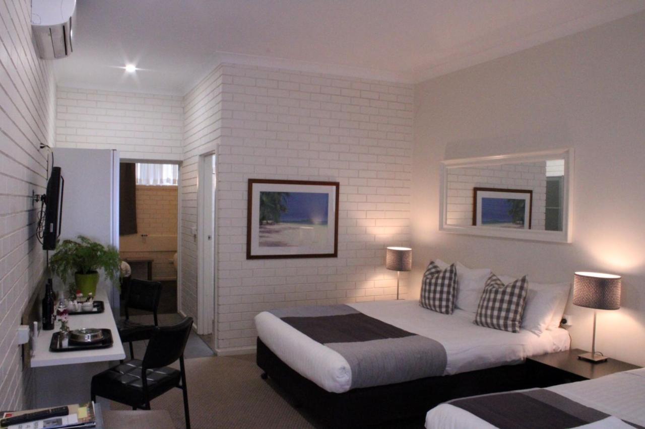 Prom Country Lodge Фостер Экстерьер фото